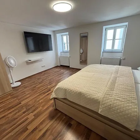 Altstadt 3 Apartment *